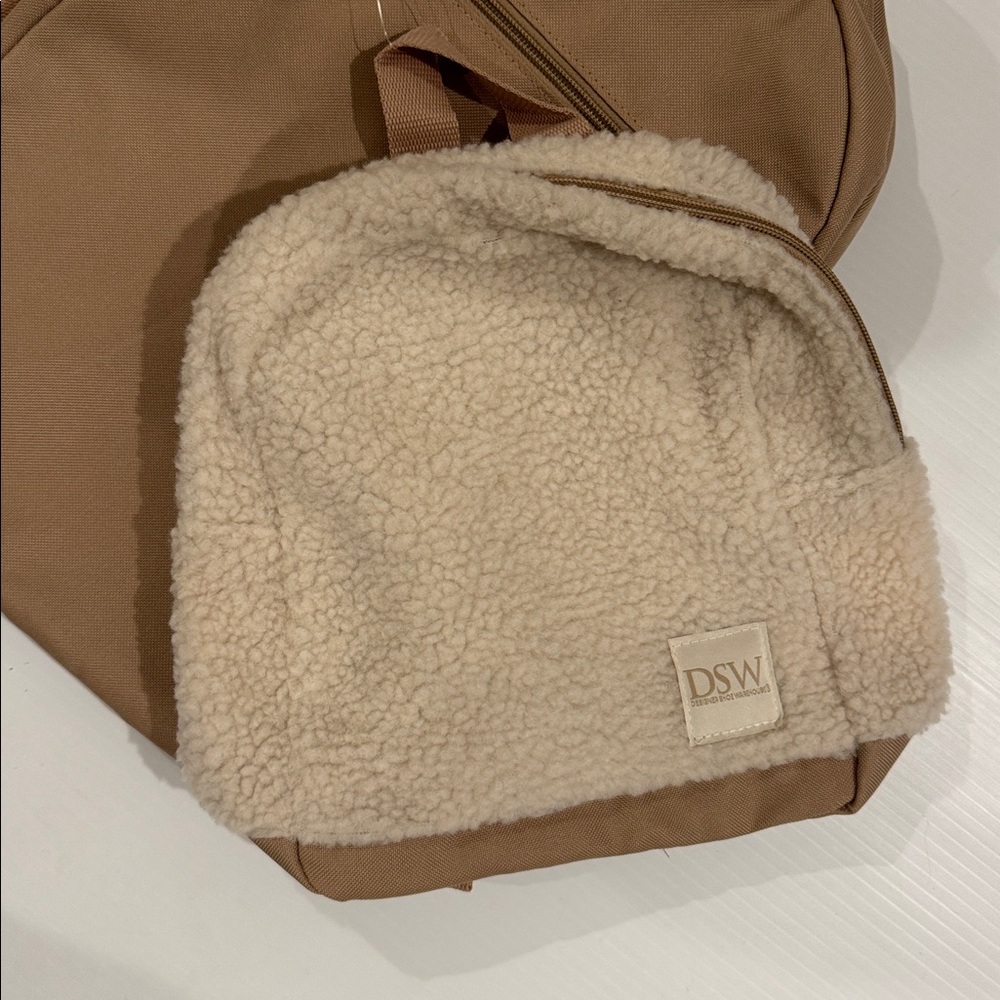 DSW Brown and Cream Backpack NWT - Picture 2 of 6